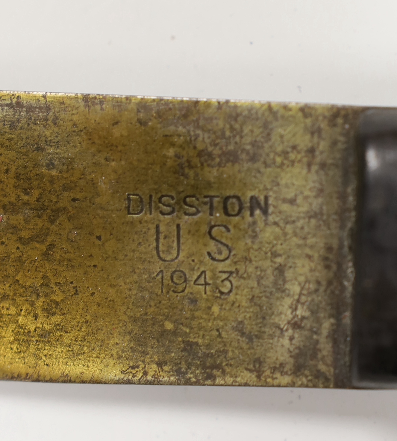 A WW2 U.S. military issue Disston machete and a True Temper machete, both dated 1943